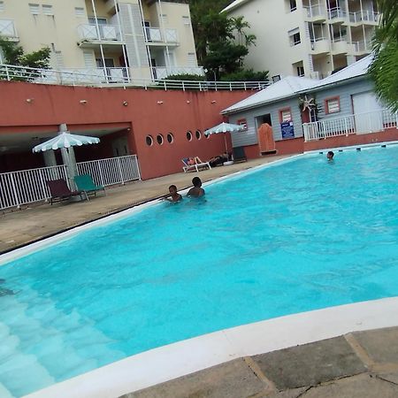 Location Saisonniere Vue Mer A Tartane Trinité  Extérieur photo