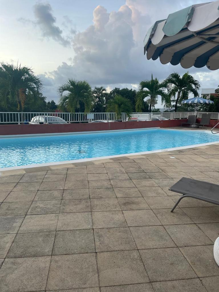Location Saisonniere Vue Mer A Tartane Trinité  Extérieur photo